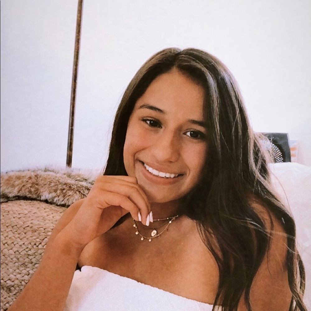 Meet your Posher, Juliet